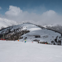 Abfahrt am Schlepplift Panorama, März 2023