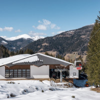 Talstation der Kabinenbahn Waldtratte-Kaiserburg, März 2023