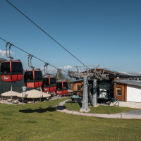 Talstation der Gruppenumlaufbahn Streuböden-Lärchfilzkogel, September 2023
