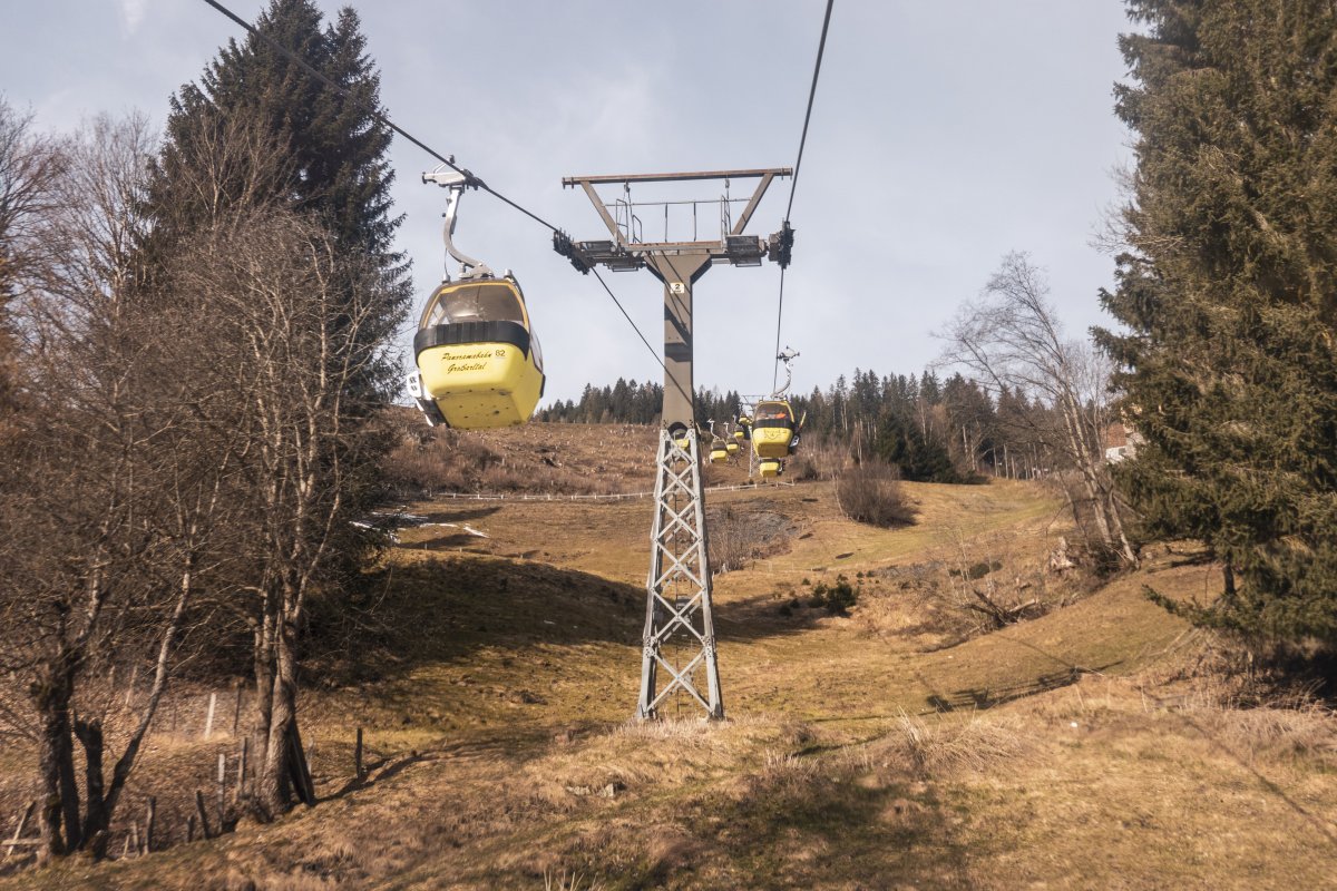Bergfahrt mit der Panoramabahn Großarl ins Skigebiet