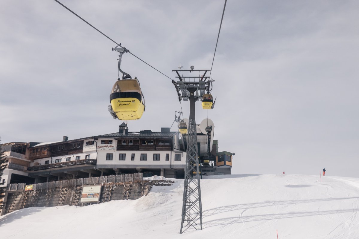 Bergfahrt mit der Panoramabahn Großarl ins Skigebiet