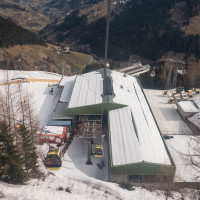 Talstation der Kabinenbahn Unterberg-Laireiter Alm, März 2023