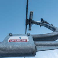 Sessel und Klemme der Sesselbahn Katschberg-Aineck, März 2023