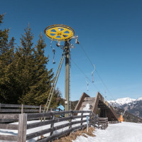 Bergstation des Schlepplifts Mini, März 2023