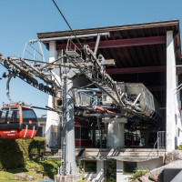 Talstation der Kabinenbahn Kitzbühel-Hahnenkamm, September 2023