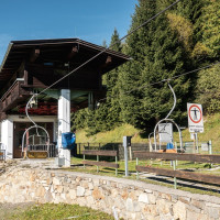 Bergstation der Sesselbahn Hochstein, September 2025