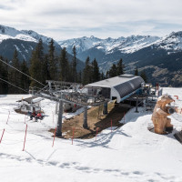 Talstation der Sesselbahn Zeinis, März 2025