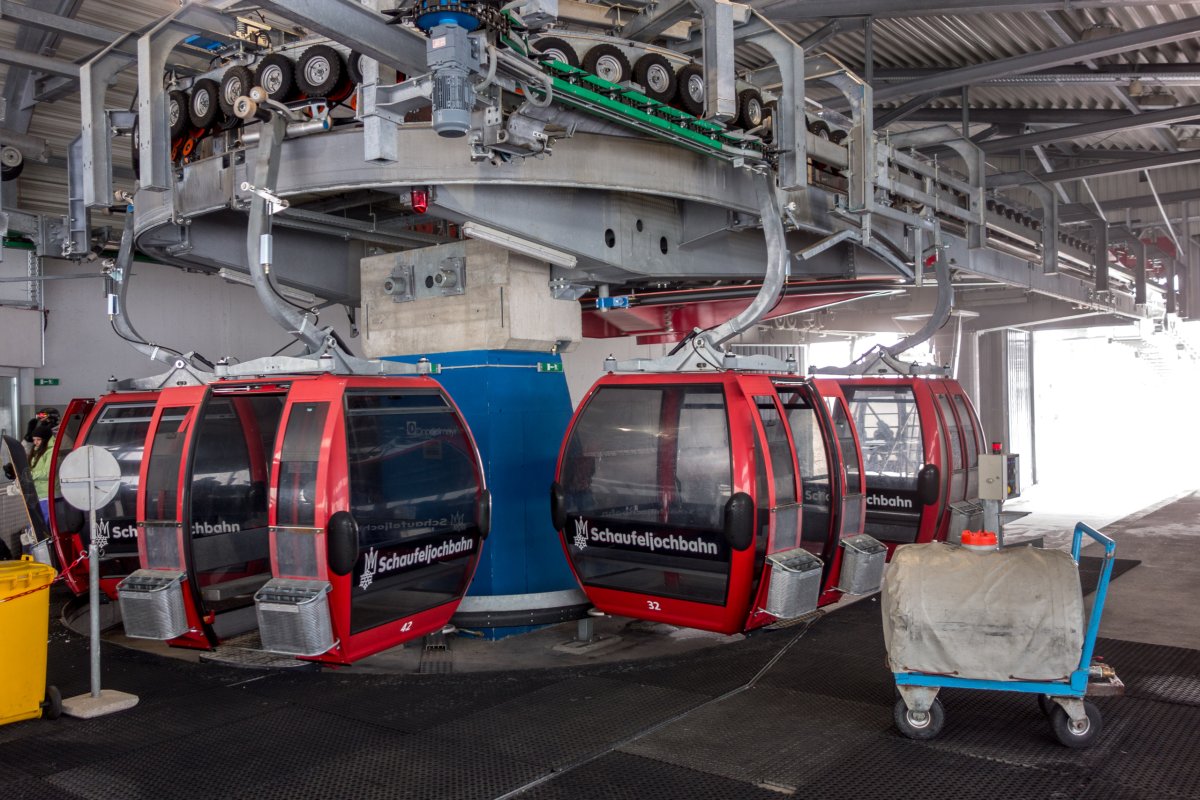 Bergstation der Kabinenbahn Eisgrat-Schaufeljoch, Oktober 2016