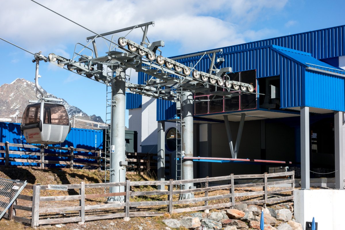 Talstation der Kabinenbahn Fernau-Gamsgarten, Oktober 2016