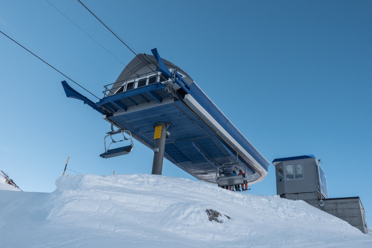 Bergstation der Sesselbahn Jorasse-Col de la Forcle, März 2022