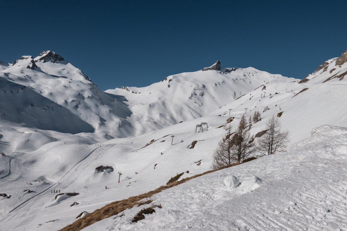Skigebiet Ovronnaz mit Schlepplift Petit Pré, März 2022