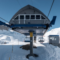 Bergstation der Sesselbahn Jorasse-Col de la Forcle, März 2022
