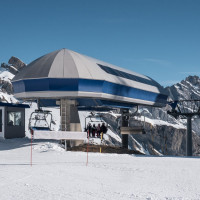 Bergstation der Sesselbahn Jorasse-Col de la Forcle, März 2022