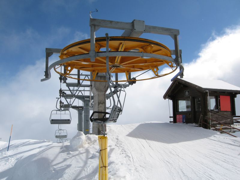 Bergstation Sesselbahn Aiguilles des Champeys, März 2008
