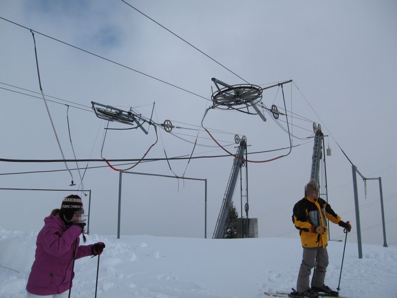 Bergstationen der Schlepplifte Chalet Neuf, März 2008