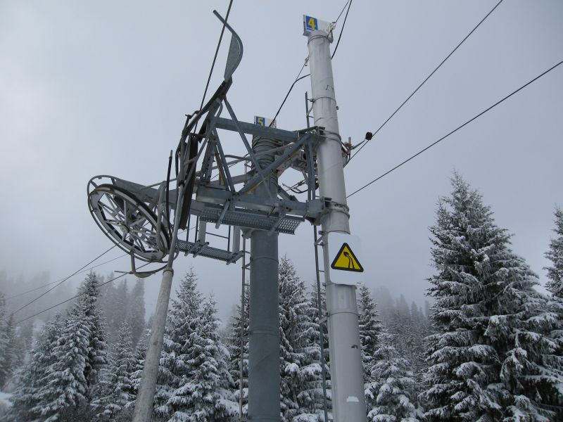 Kurve Poma-Schlepplift Les Ecottis, März 2008