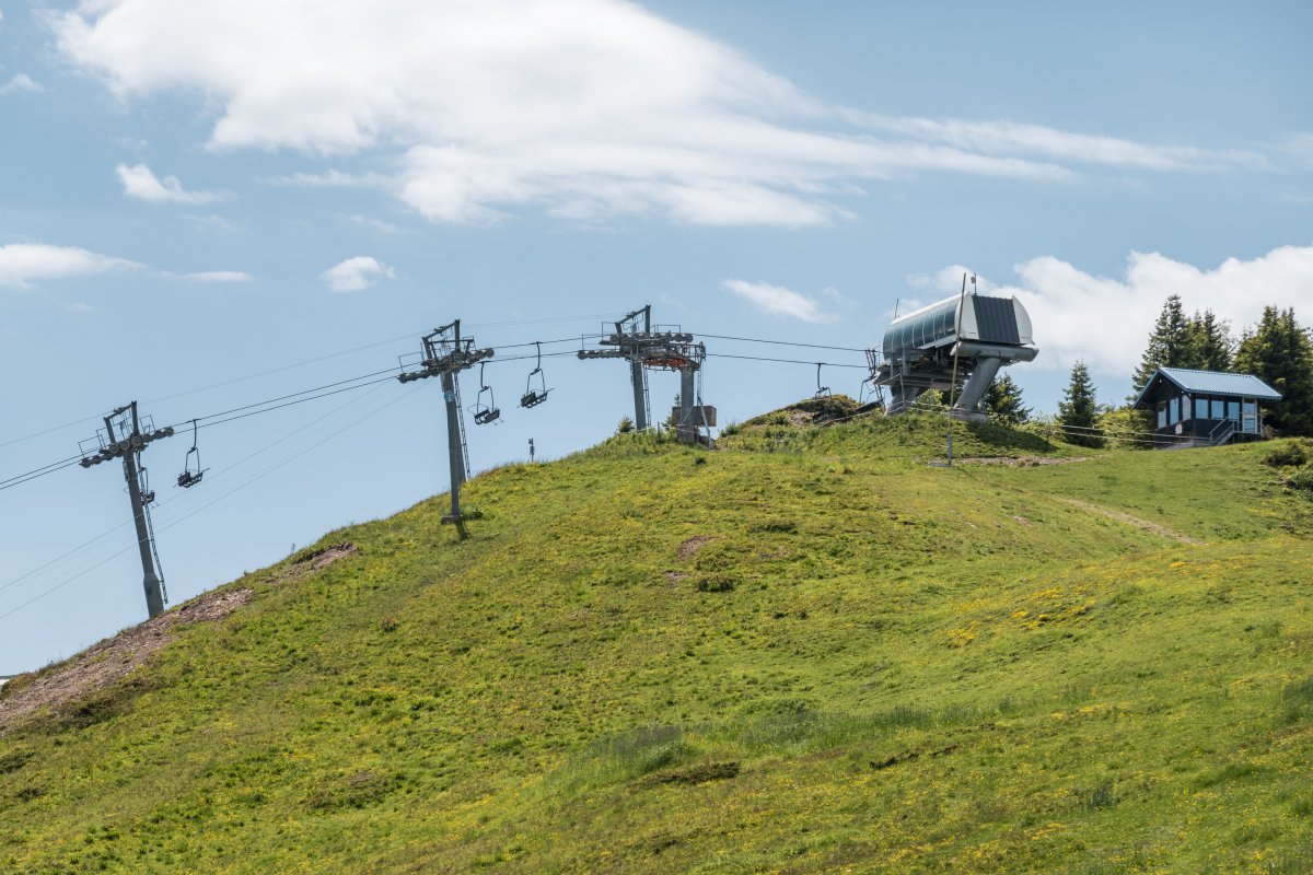 Bergstation der Sesselbahn Le Segneux-La Foilleuse, Juni 2022