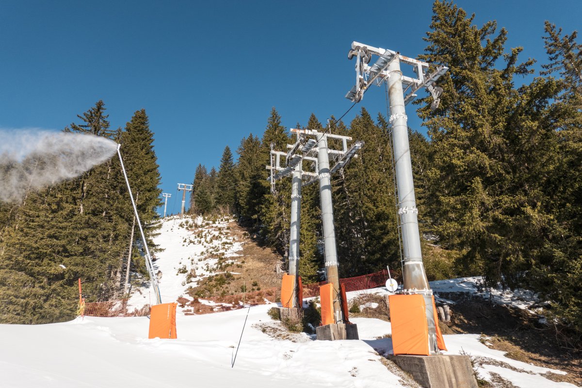 Stillgelegte Sesselbahn Tromby in den Portes du Soleil