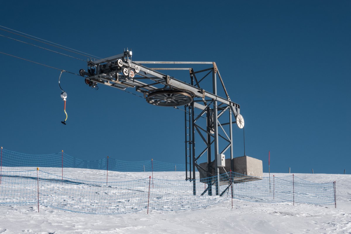 Bergstation des Schlepplifts Tour de Don, Februar 2023
