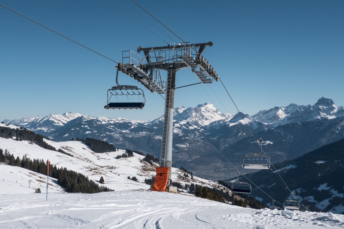 Sesselbahn Bochasses mit Rhônetal und Waadtländer Alpen