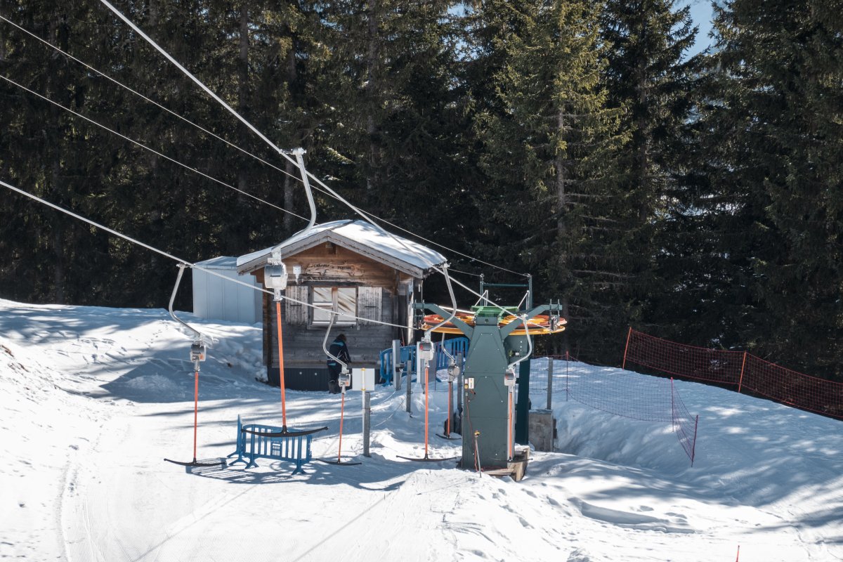 Talstation des Schlepplifts Derrière Pertuis, Februar 2023