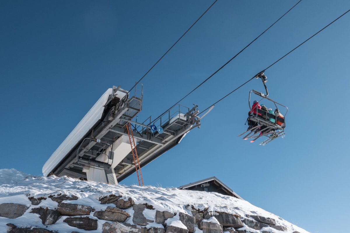 Bergstation der Sesselbahn Brochaux-Pointe des Mossettes, Februar 2023