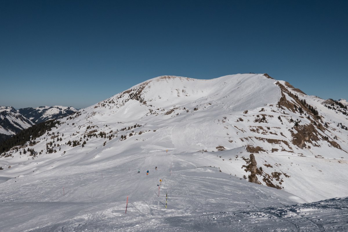 Abfahrt zum Col des Portes du Soleil mit Pointe de l'Eau