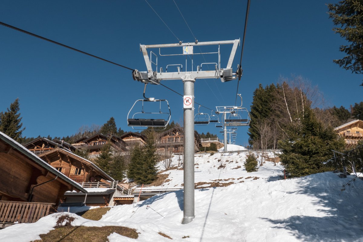 Sesselbahn von Morgins ins Skigebiet Bec du Corbeau