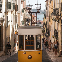 Standseilbahn Elevador da Bica in Lissabon, August 2025
