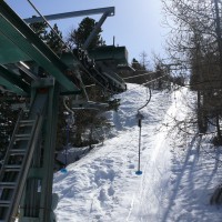 Schlepplift Furggu. Offenbar wurde er mal von Bügel auf Teller umgebaut, April 2009