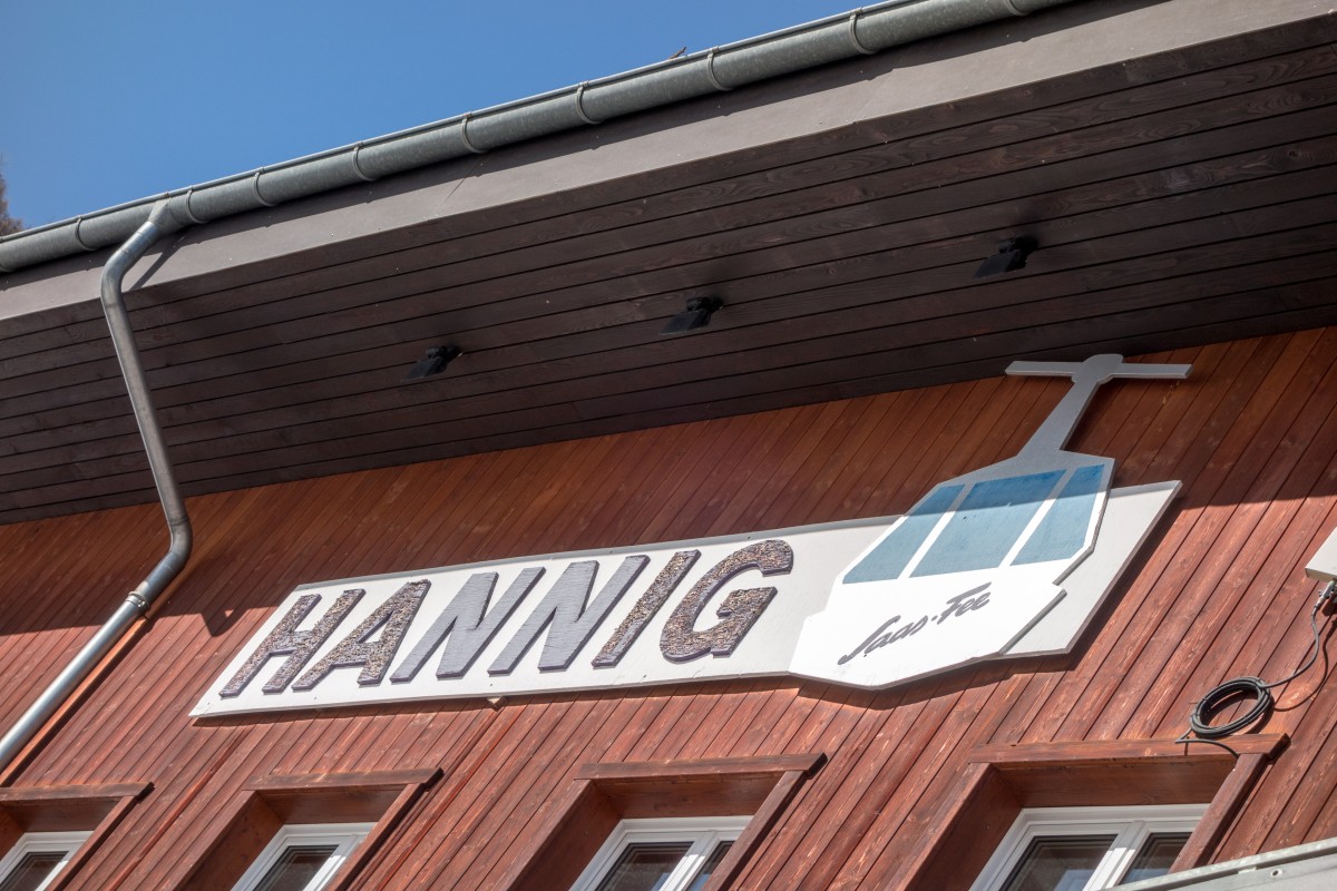 Talstation der Kabinenbahn Saas Fee-Hannig, April 2018