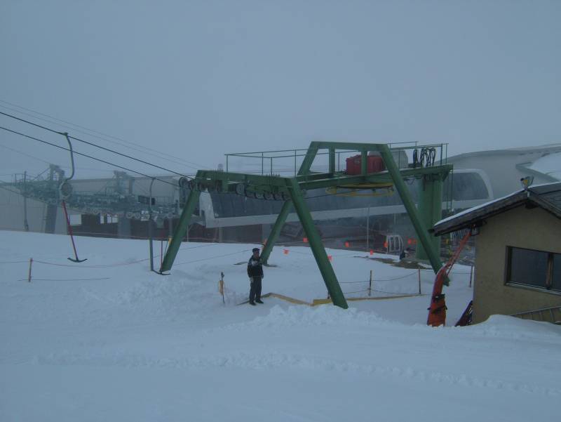 Talstation des Schlepplifts Kreuzboden, April 2006