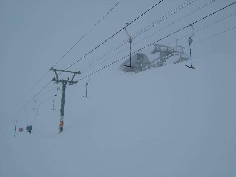 Schlepplift Längfluh-Panoramaplatz, April 2006