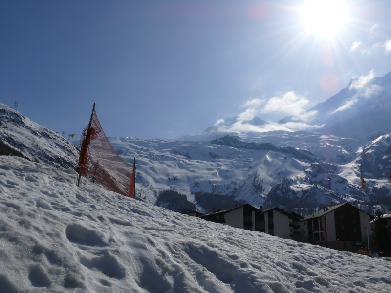 Blick von der Talstation des Alpinexpress Richtung Spielboden-Längfluh, April 2009
