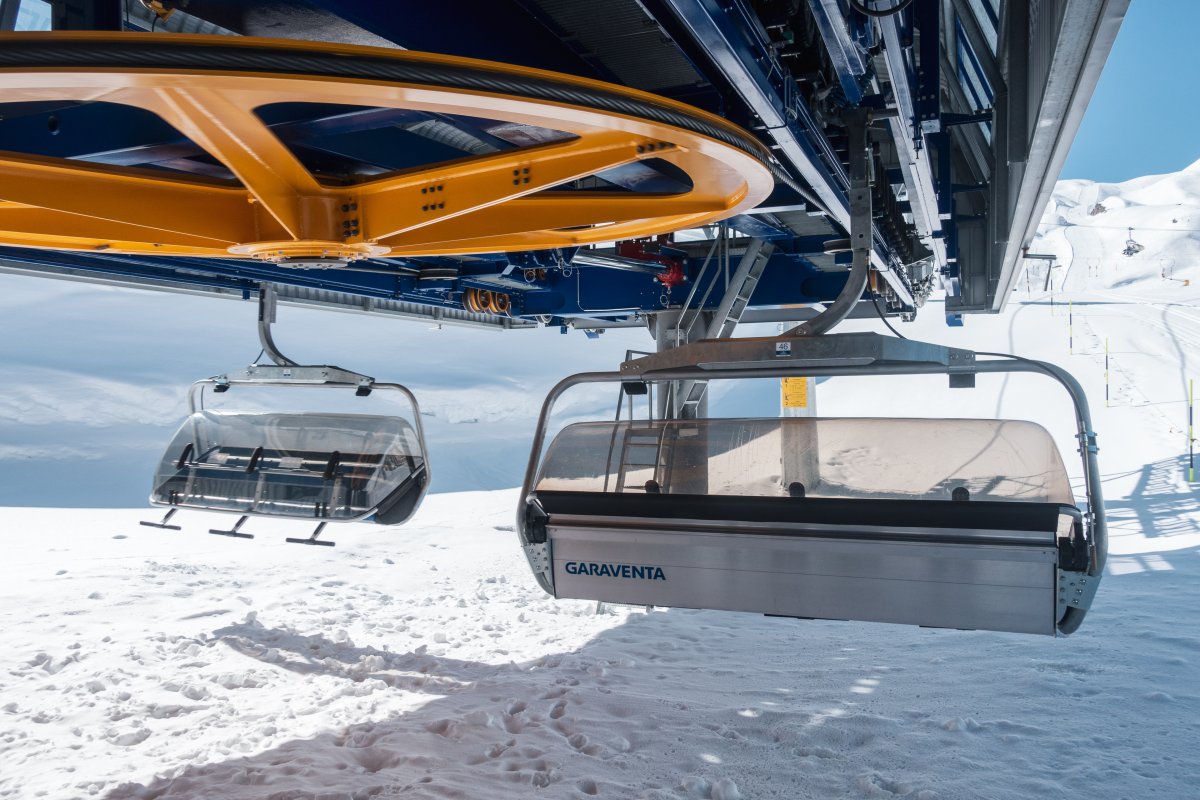 Talstation der Sesselbahn Alp Trida-Blais Gronda, März 2021