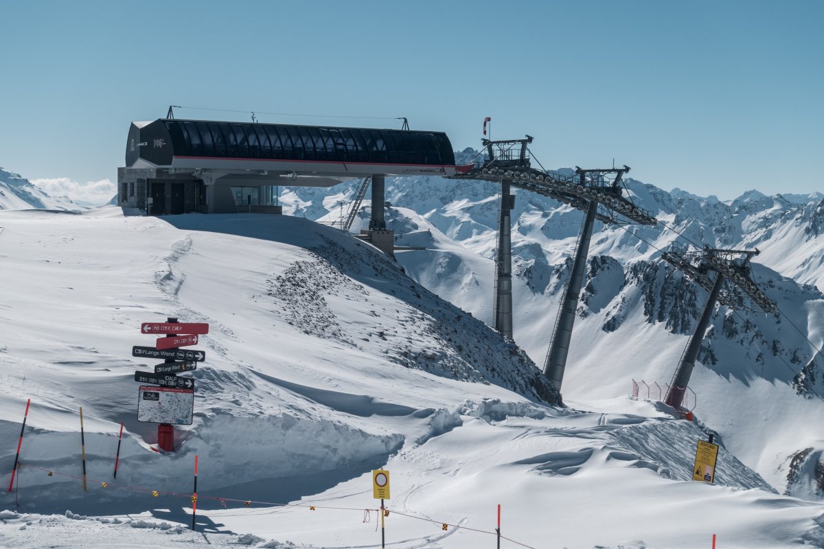 Bergstation der Sesselbahn Höllkar-Greitspitz, März 2021