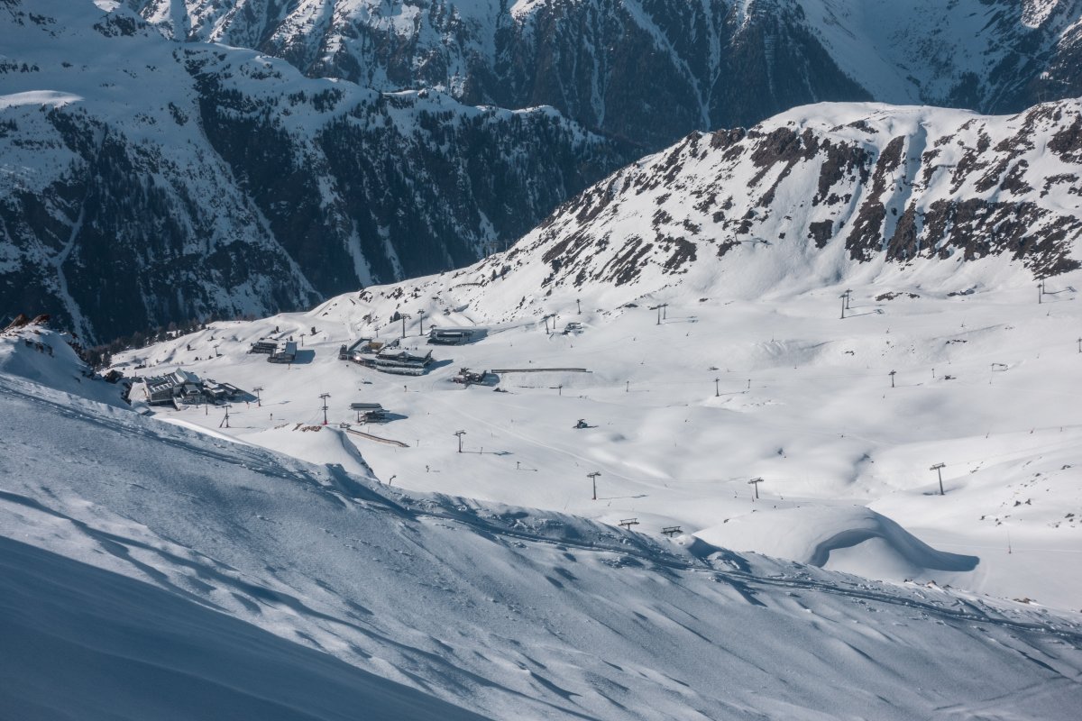 Idalpe mit Seilbahnen, März 2021