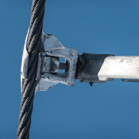 Klemme der Sesselbahn Lescha-Dultschegnas, Dezember 2024