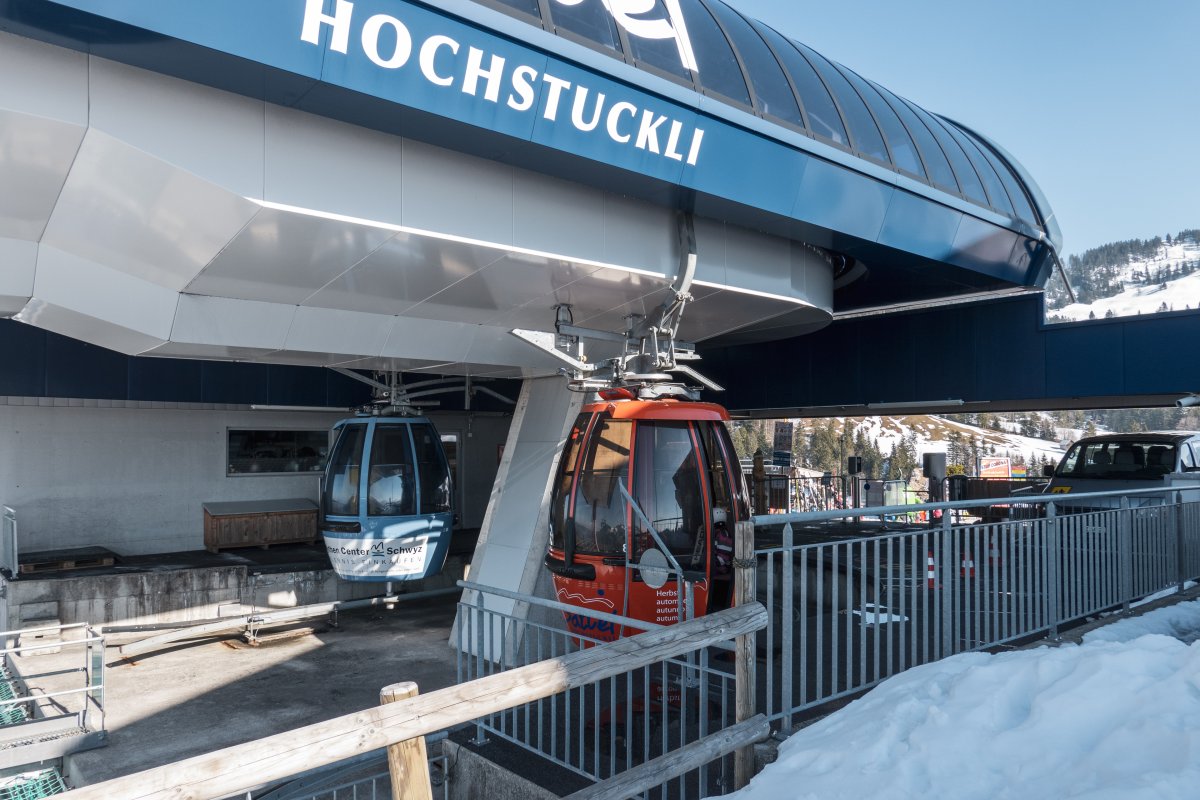 Drehgondelbahn Stuckli Rondo in Sattel