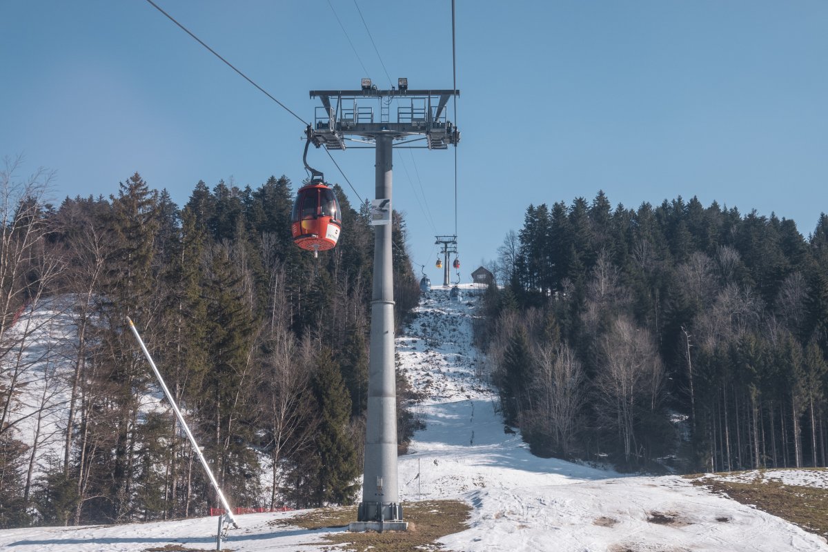 Drehgondelbahn Stuckli Rondo in Sattel