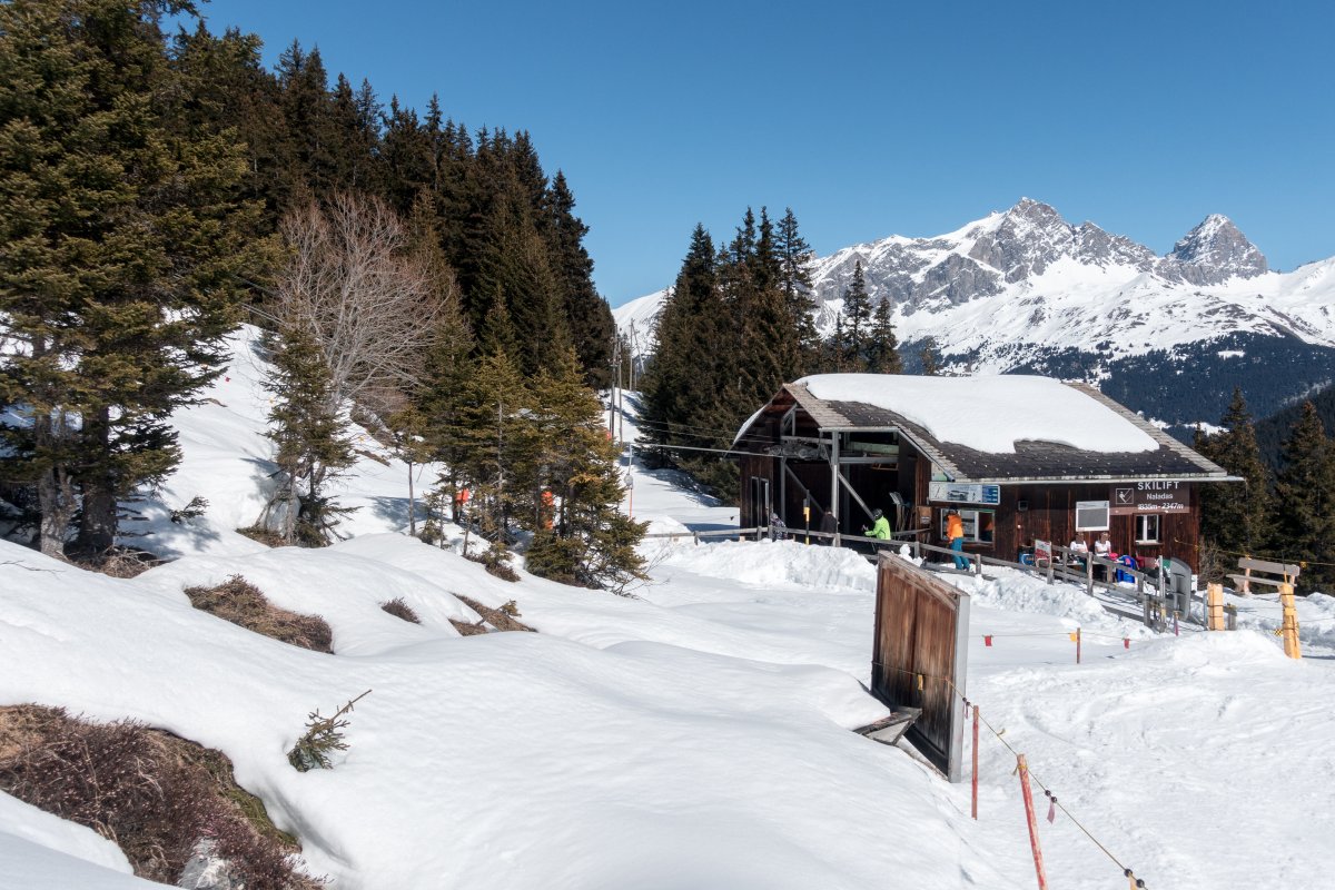 Talstation des Schlepplifts Naladas-Crap Farreras, März 2019