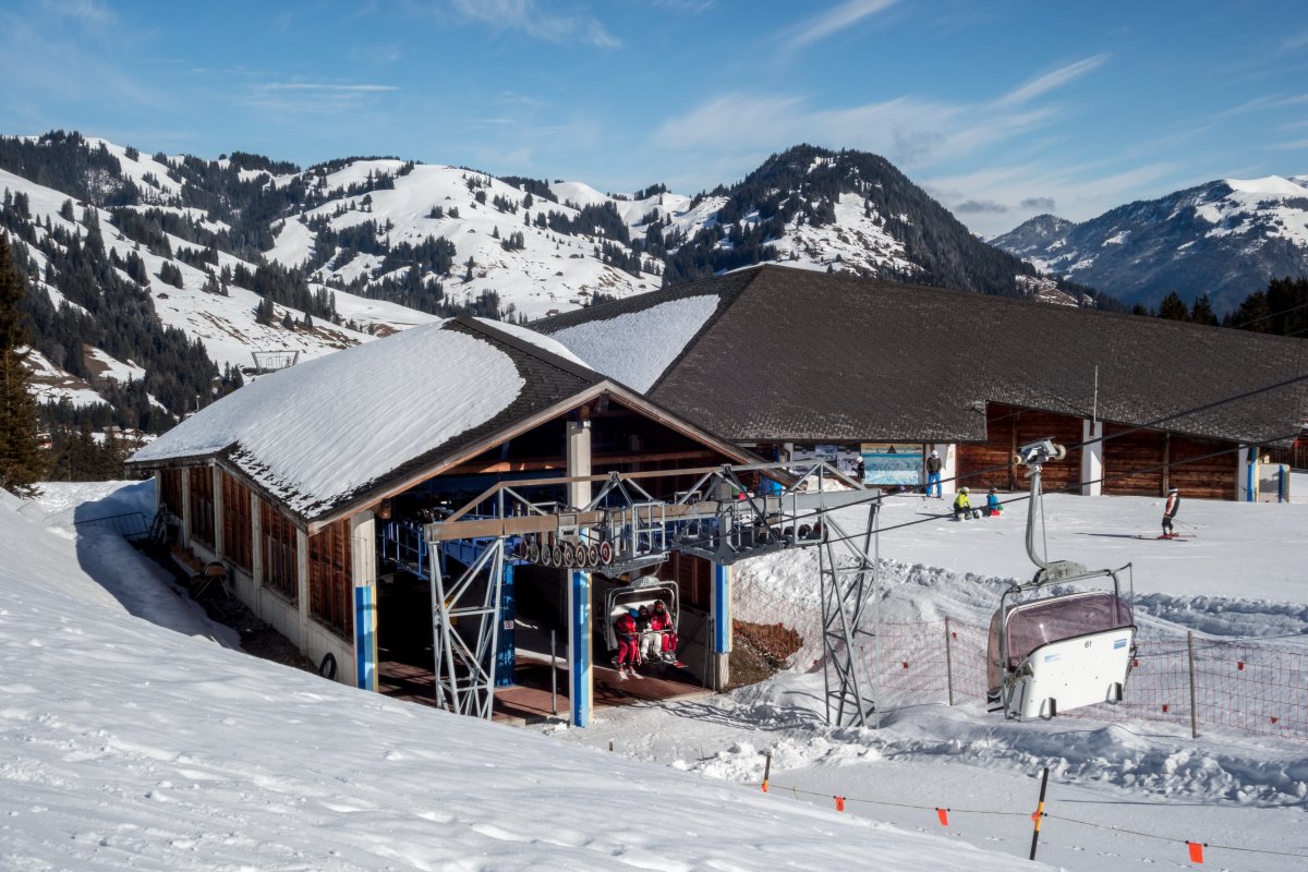 Talstation der Sesselbahn Saanenwald-Hornberg, Februar 2018