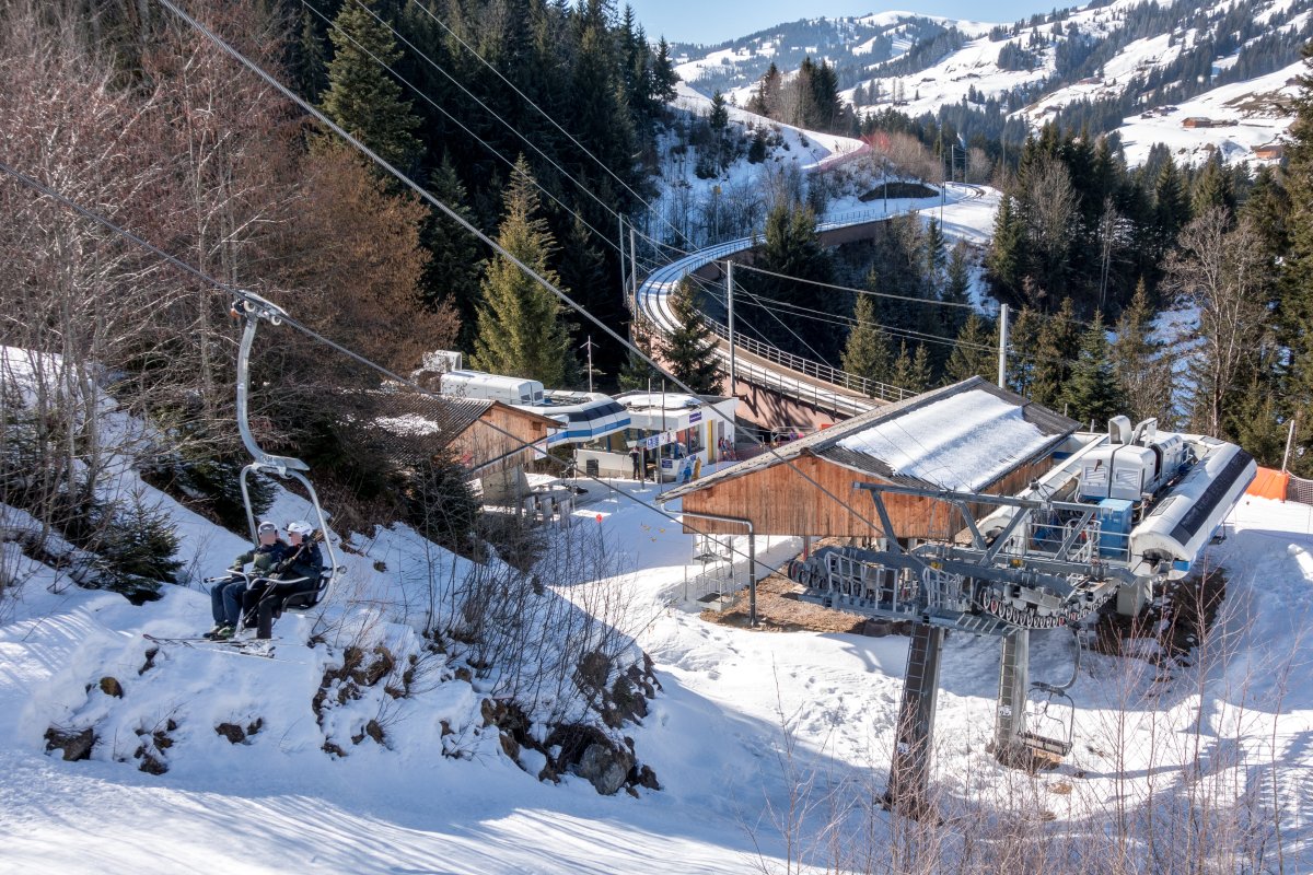 Talstation der Sesselbahn Oeschseite-Büelti, Februar 2018