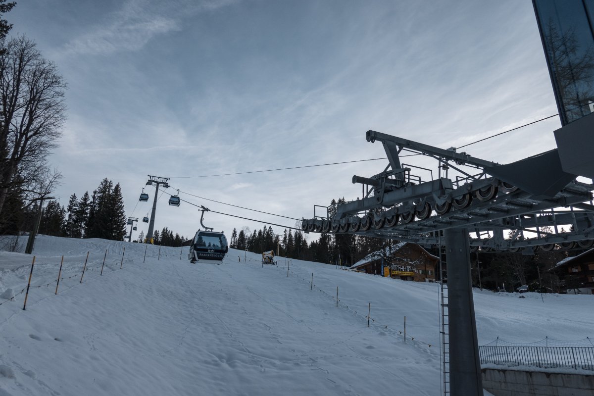 Kabinenbahn Saanenmöser-Kleiner Saanenwald, Dezember 2022
