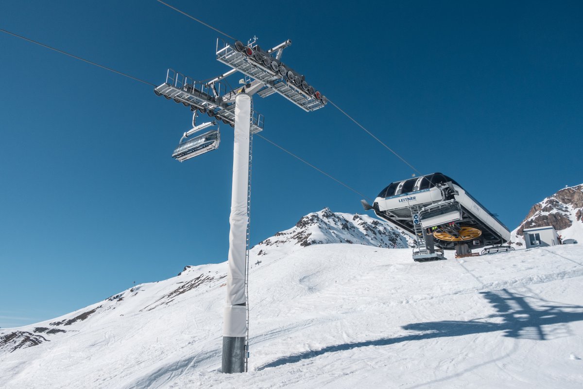 Bergstation der Sesselbahn Motta Naluns-Schlivera, März 2021