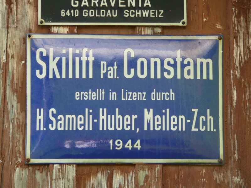 Schlepplift Sölzer-Osteregg (Sameli-Huber/Garaventa) in Urnäsch - sogar das Original Herstellerschild von Sameli-Huber hängt noch dort! Juli 2008