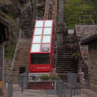 Ein Wagen der Standseilbahn Piotta-Ritom, Oktober 2010