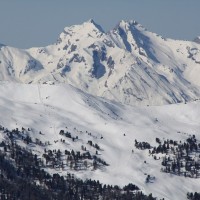 Blick ins Skigebiet von Vercorin mit dem Mont Major linker Hand und dem Crêt du Midi auf der rechten Seite, Februar 2012