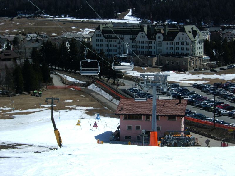 Sesselbahn Tschainas und Schlepplift Pravuler-Quartas, April 2007