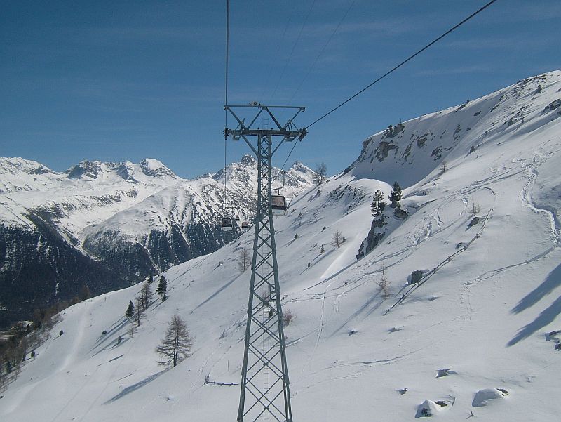 Kabinenbahn Celerina-Marguns, April 2007